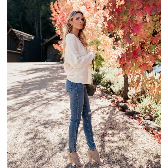 LENORA Twist Back Sweater in Harvest White - Picture 8 of 8